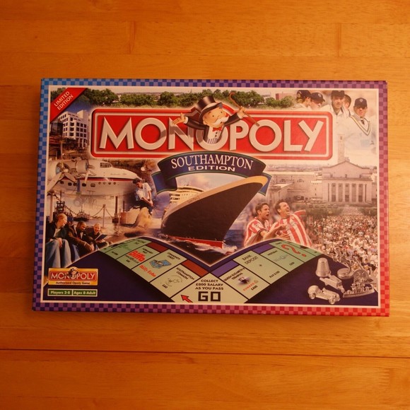 Monopoly Southampton Edition Board Game 2004 Rare Edition COMPLETE - Picture 10 of 16